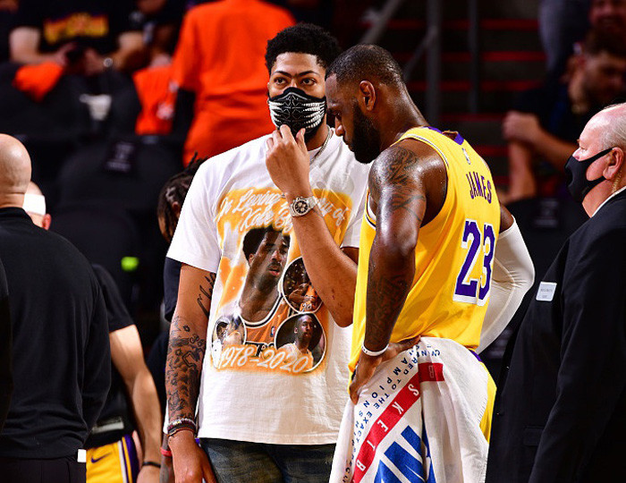 并提升前场 并提升前场