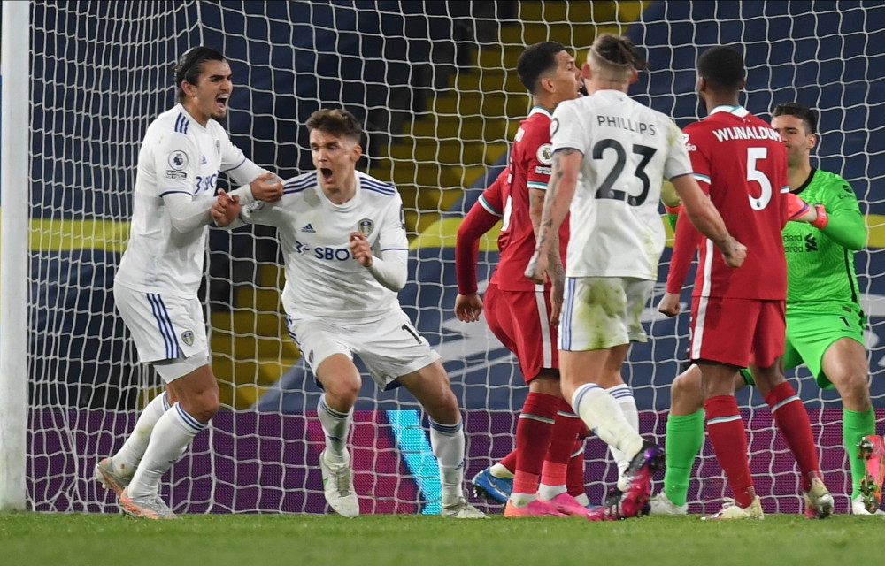 半高弧线球 半高弧线球